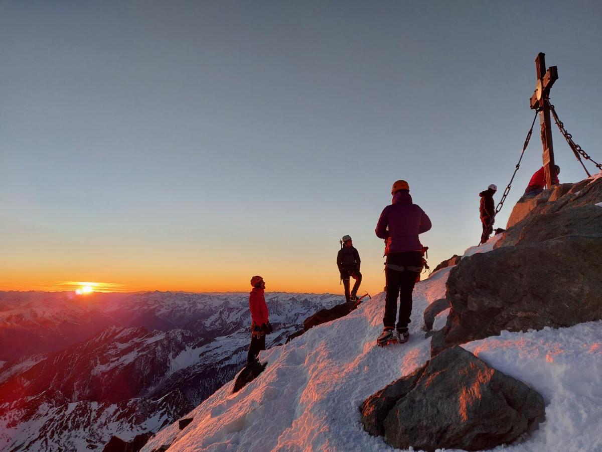Ferienwohnung Haus Dabaklamm Kals-am Großglockner Exterior foto