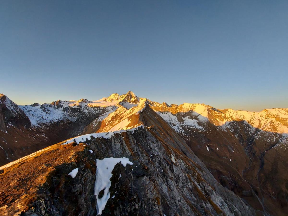 Ferienwohnung Haus Dabaklamm Kals-am Großglockner Exterior foto