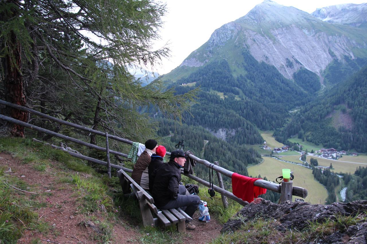 Ferienwohnung Haus Dabaklamm Kals-am Großglockner Exterior foto