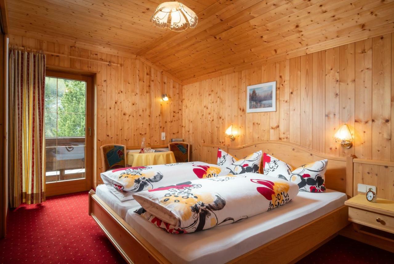 Ferienwohnung Haus Dabaklamm Kals-am Großglockner Exterior foto