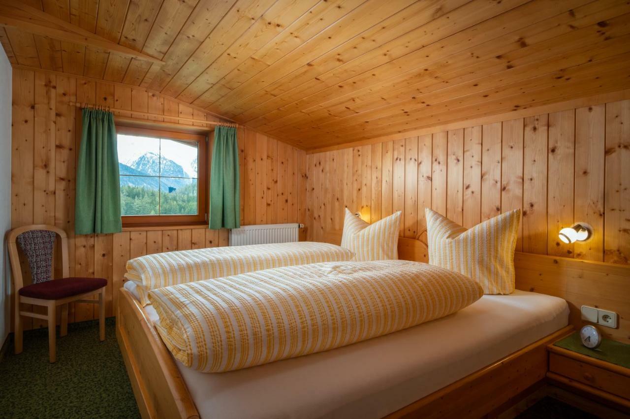 Ferienwohnung Haus Dabaklamm Kals-am Großglockner Exterior foto